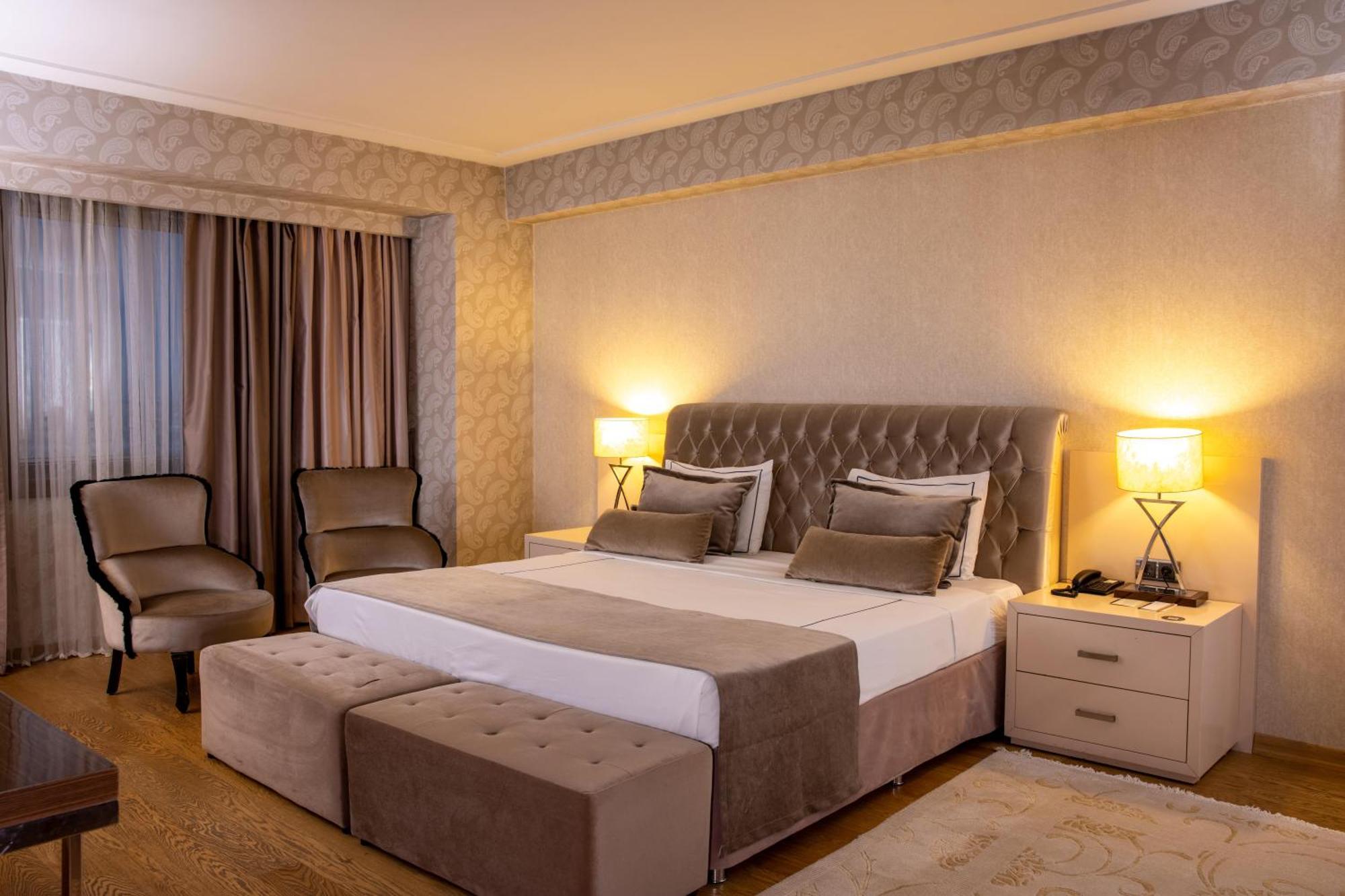Anemon Grand Konya Otel Exterior foto